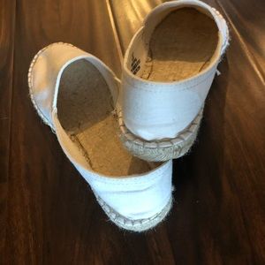 Steve Madden Linen Esperdrille